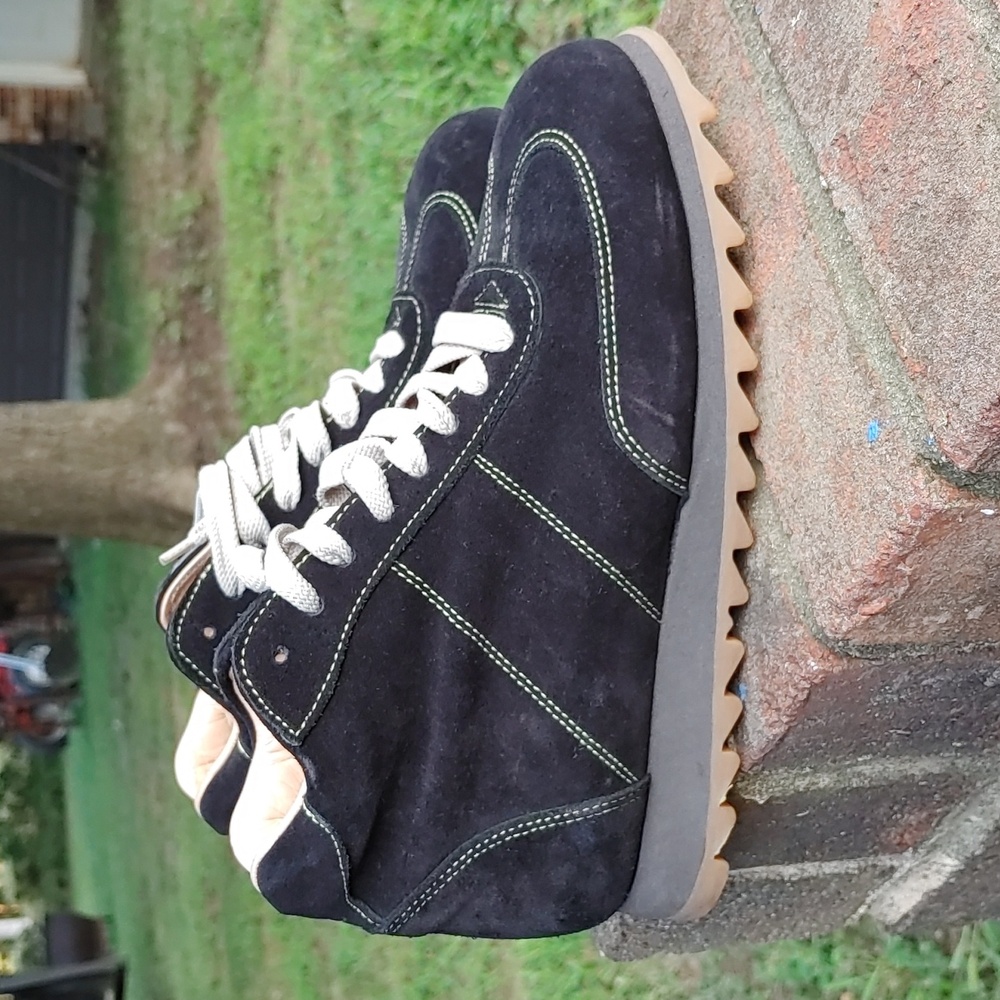 Dooney & Bourke Suede Lace Up Ankle Sneaker Size 7.5 (3617)